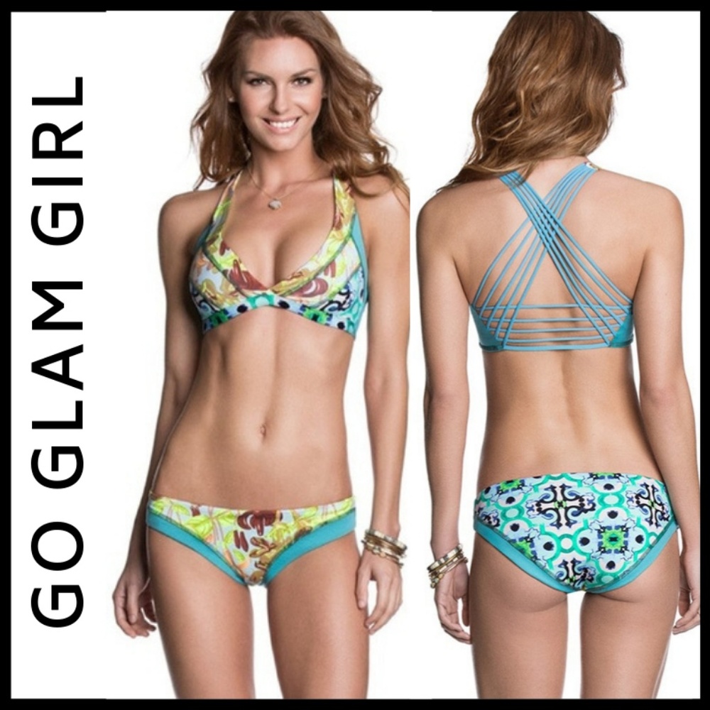 NWT REVERSIBLE Boho Crisscross Back Bikini